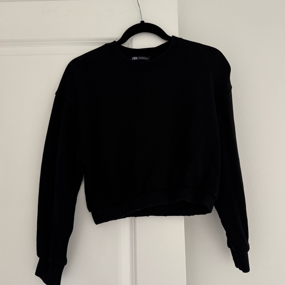 Zara women’s black cropped crewneck long sleeve sweater sweatshirt top MEDIUM